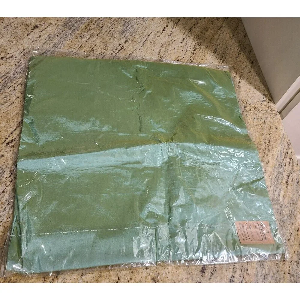 Unbranded new green